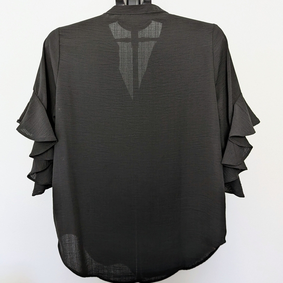 Philosophy Black Ruffle Sleeve Split Neck Blouse – Women’s Medium #133 - Picture 2 of 6